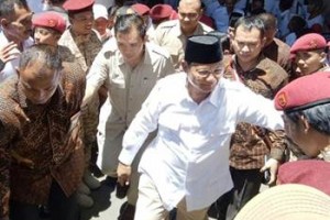 Letum Gerindra, Prabowo Subianti saat menghadiri Rakordapil Jabar XI di Kuningan.